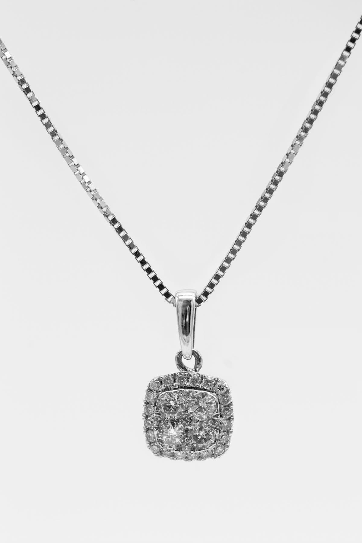 Luna Pendant Necklace